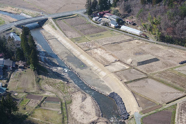 EC南部コーポレーション㈱(奥州市) 一級河川広瀬川筋向田地区河川改修(その2)工事