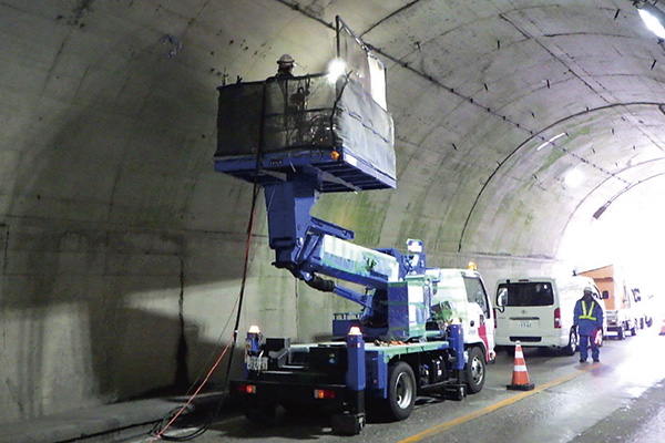 刈屋建設㈱（宮古市）　一般国道106号三ツ石トンネル補修工事